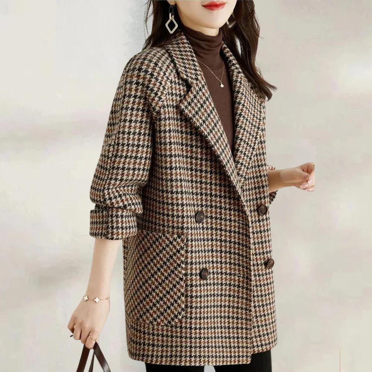 Women's Vintage Check Double-Breasted Coat – Structured Plaid Overcoat