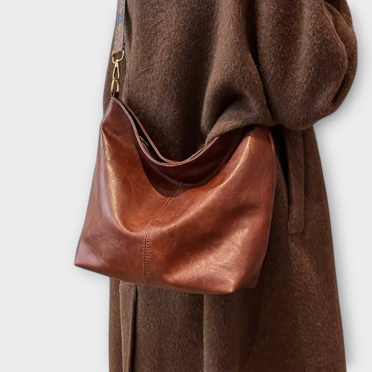 Women's Large Vintage-Style Shoulder Tote – Spacious Everyday Carryall