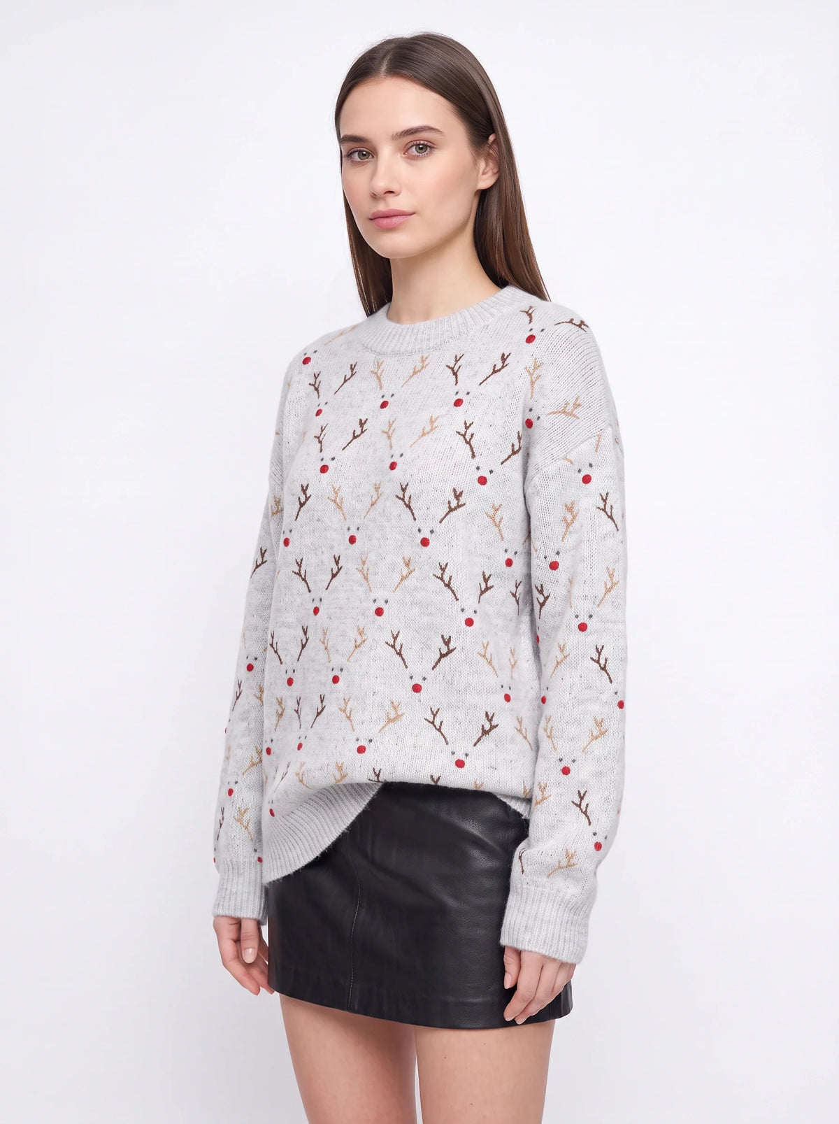 Nina | Women Oversized Reindeer Embroidered Knit Sweater