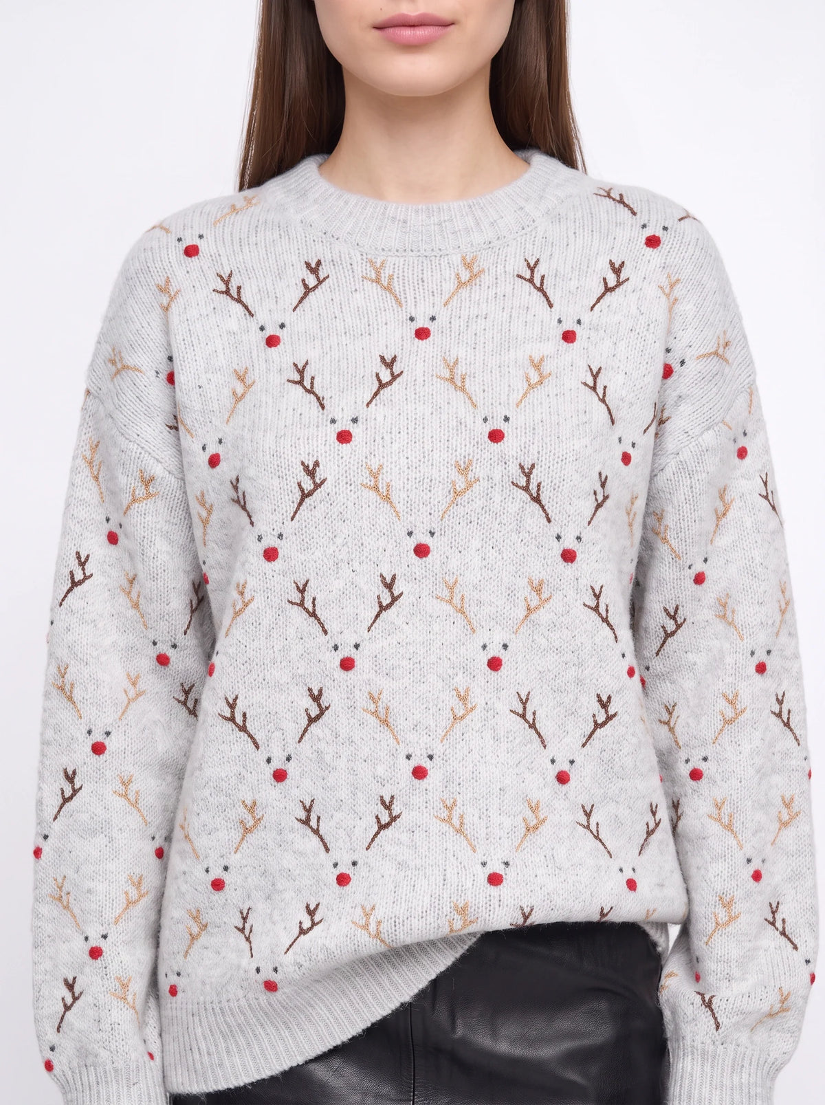Nina | Women Oversized Reindeer Embroidered Knit Sweater