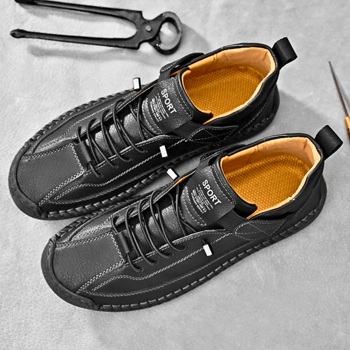 Men's Vintage Casual Sneakers – Stitch Detail Strap Cushioned Shoes